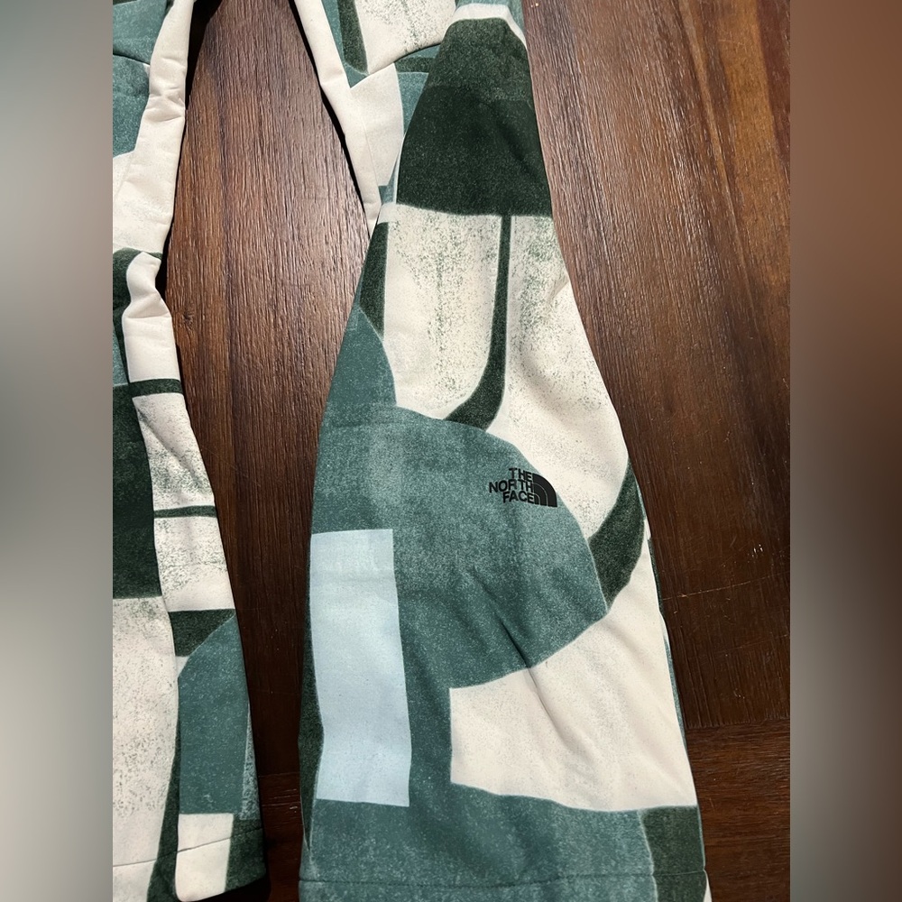 NWT NORTH FACE Snoga, Fitted, Woman’s Snow Pants, Size 10, Dark Sage, Snowboard - Picture 10 of 11